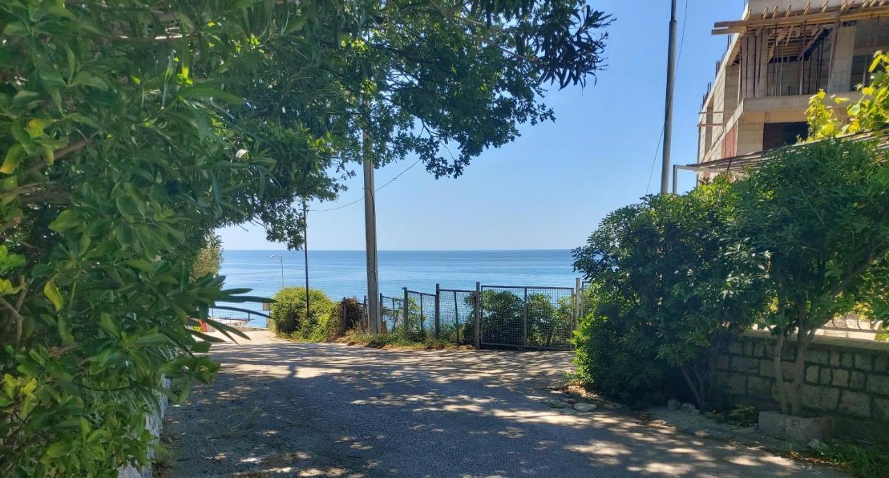 Villa Nadalina Sutomore Buitenkant foto